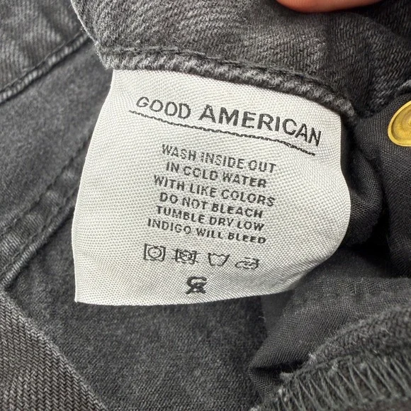 Good American Black Distressed High Rise Cutoff Denim Shorts Size 4/27 - Picture 5 of 8